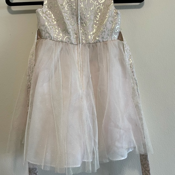 Rare edition special occasion dress - Picture 3 of 4